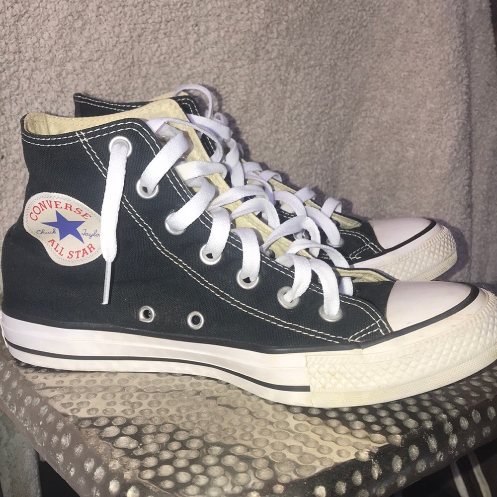 Converse Chuck Taylor’s women’s 8 black